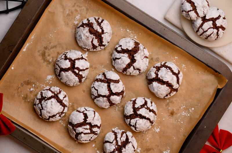 Chocolate Crinkle Cookies